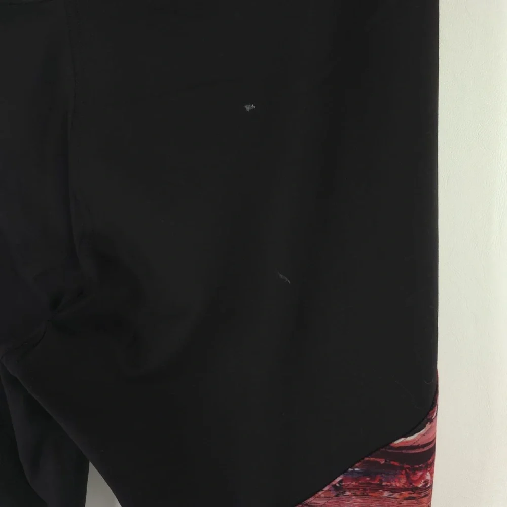 Lululemon Sweat & Repeat Black/Dahliascape Multicolored Leggings Size 10‎